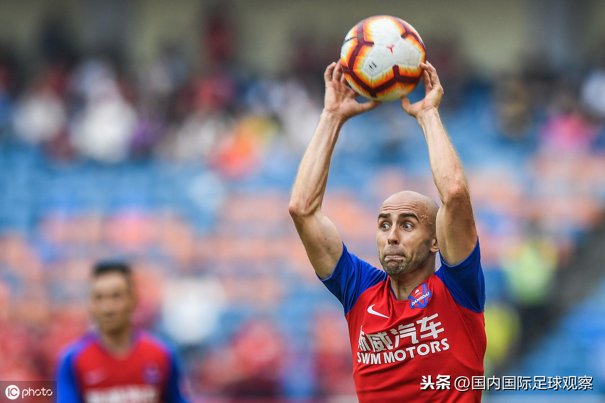重庆斯威气势汹汹，大破对手
