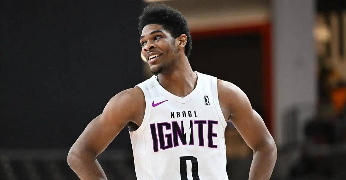 NBA球队签下潜力新秀，引起球迷瞩目