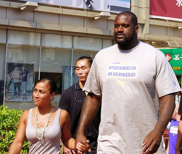 经典比赛回顾：巨星犹刻难忘的辉煌瞬间再现